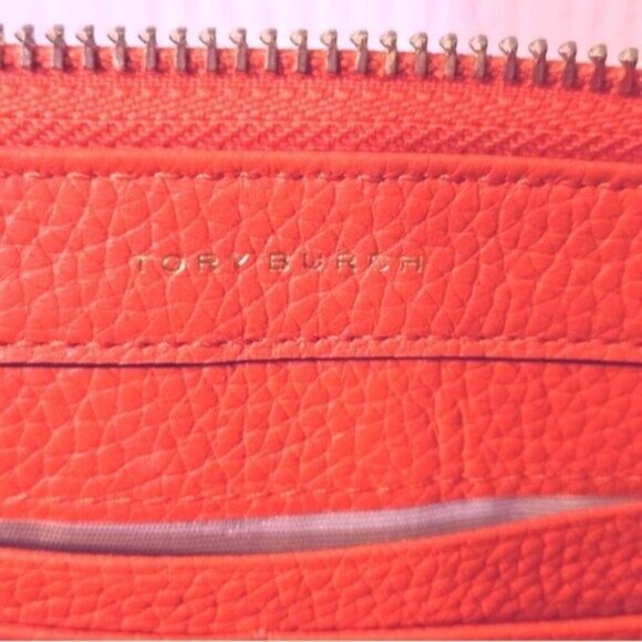 Tory Burch Carter Poppy Red Slim Leather Crossbody - Picture 5 of 7